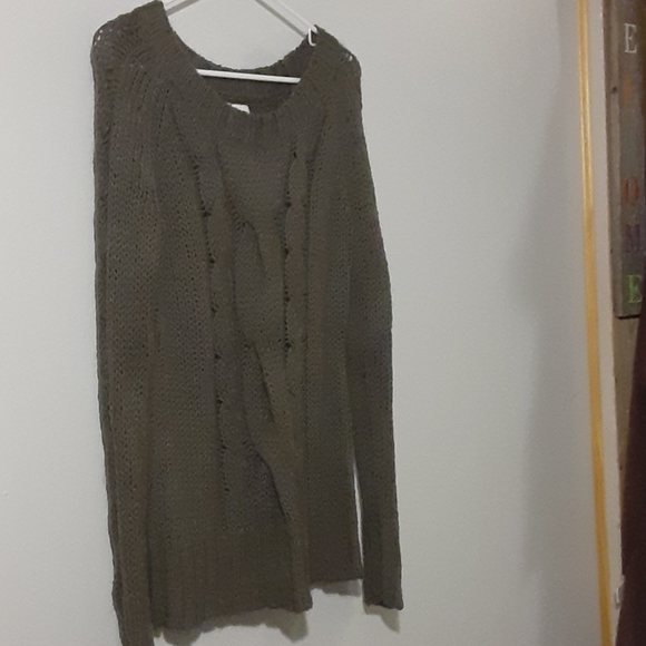 🐀 Sweater Arie - Picture 1 of 5